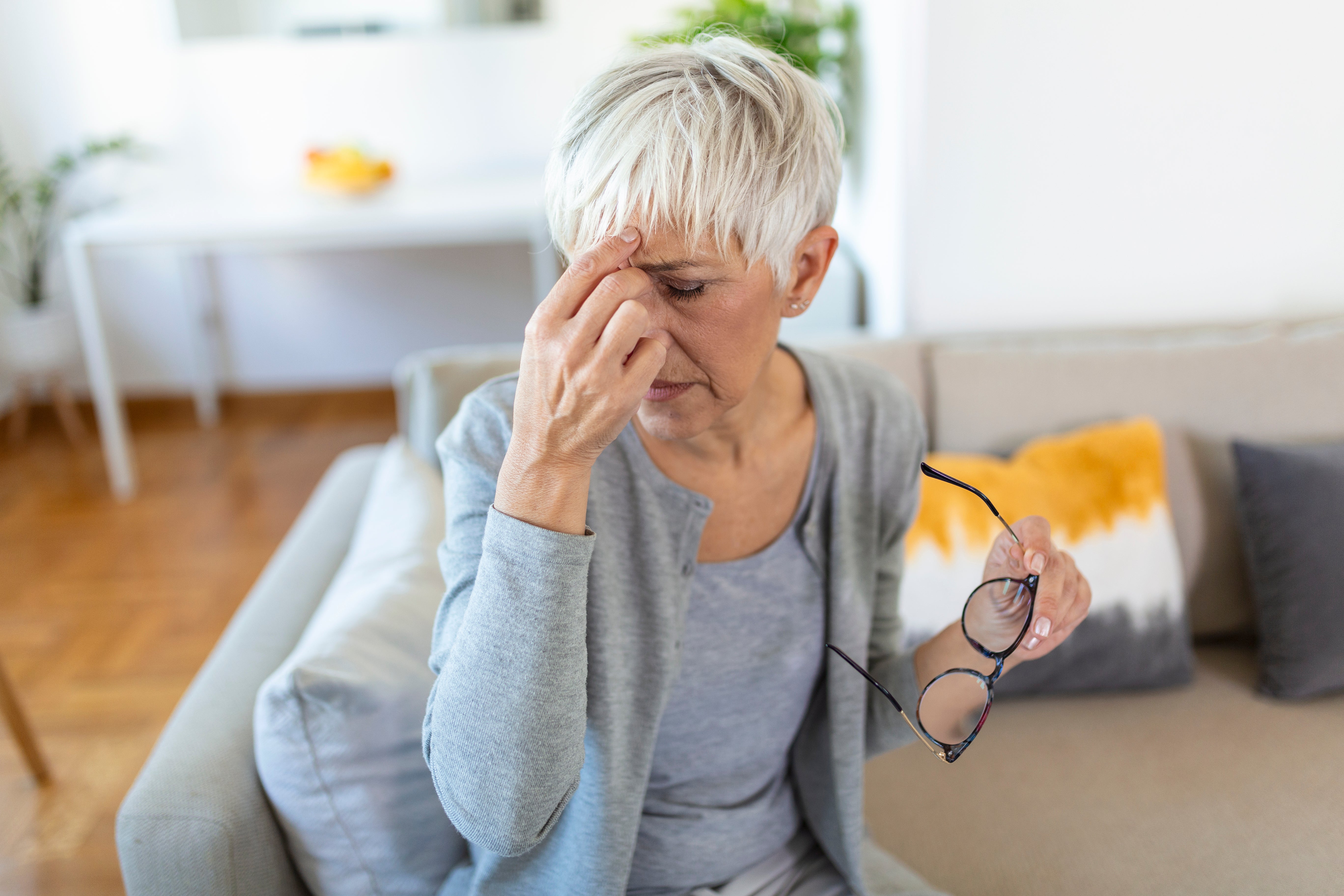 Ménopause et migraines pourquoi elles s'aggravent et comment trouver — free download